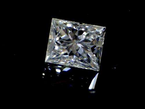 Beautiful engagement quality princess diamond 0.18 carats - VS2 - F