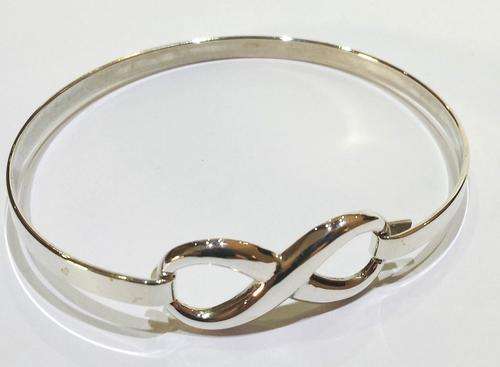 STERLING SILVER INFINITY BANGLE