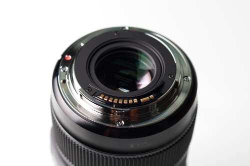 Sigma 18-35mm F1.8 DC HSM Art lens (Canon Mount)