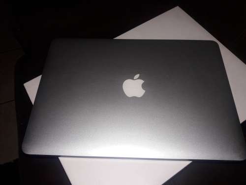 Macbook air,