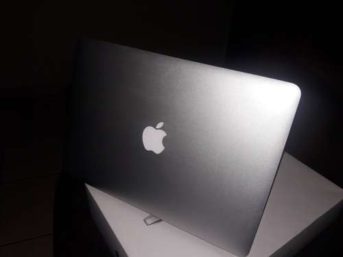 Macbook air,