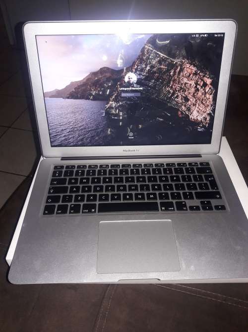 Macbook air,