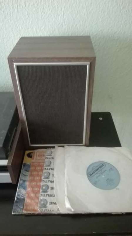 Vintage Sanyo Radio and Turntable