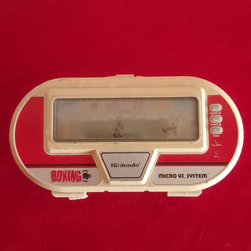 Vintage 1984 `Very Rear` Nintendo Micro vs System Boxing Game Tested Working
