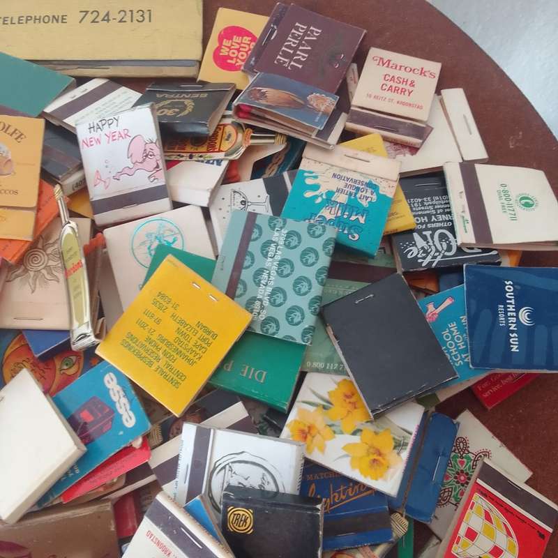 Massive lot over 200 collectable matchboxes from over the world