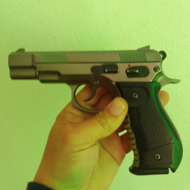 Blow C75 Blank / Pepper pistol Cal 9mm