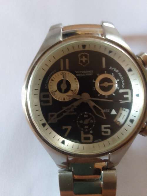 Vintage Victorinox Swiss Army Watch Serial no VF 1011 in Mint Condition