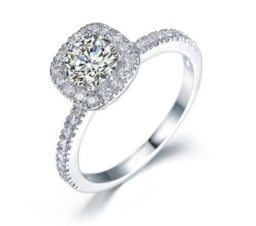 **ABSOLUTELY GORGEOUS** WHITE GOLD PLATED HALO RING SIZE 7.5/17.7MM
