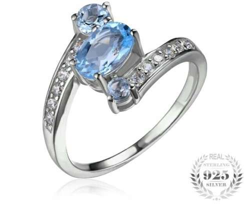 **ABSOLUTELY GORGEOUS**NATURAL SKY BLUE TOPAZ RING SIZE O/7/17.35MM