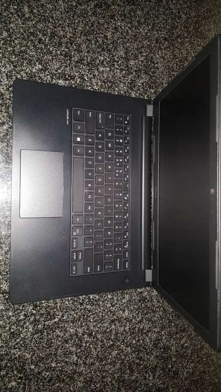DELL LATITUDE 3470 6TH GENERATION CORE i5-6200U/14" SCREEN/ 8GB MEMORY/500GB HDD/WINDOWS 10 PRO