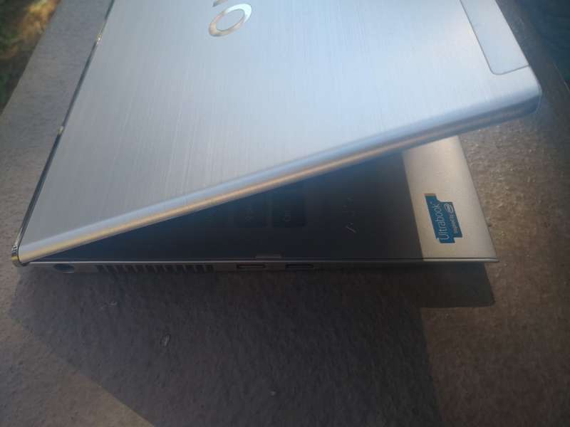 SONY VAIO T SERIES TOUCHSCREEN/CORE i7/12GB/256GB SSD/13.3" SCREEN/ WINDOWS 8.1