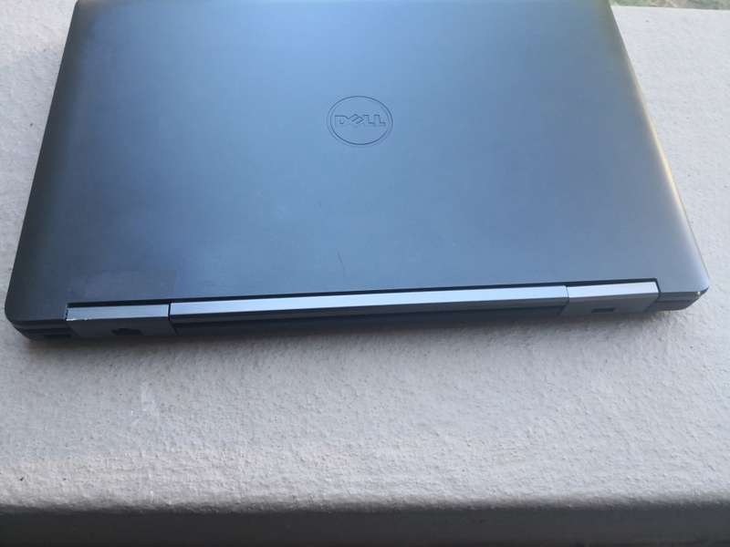 DELL LATITUDE E5540 4TH GENERATION CORE i7-4600U/15.6" FULL-HD/8GB RAM/500GB SSHD/2GB GRAPHICS/WIN10