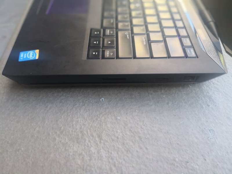 ALIENWARE 14 4TH GEN CORE I7/14" FULL-HD SCREEN/ 16GB RAM/128GB SSD+ 1TB HDD/2GB GRAPHICS/WIN 10 PRO