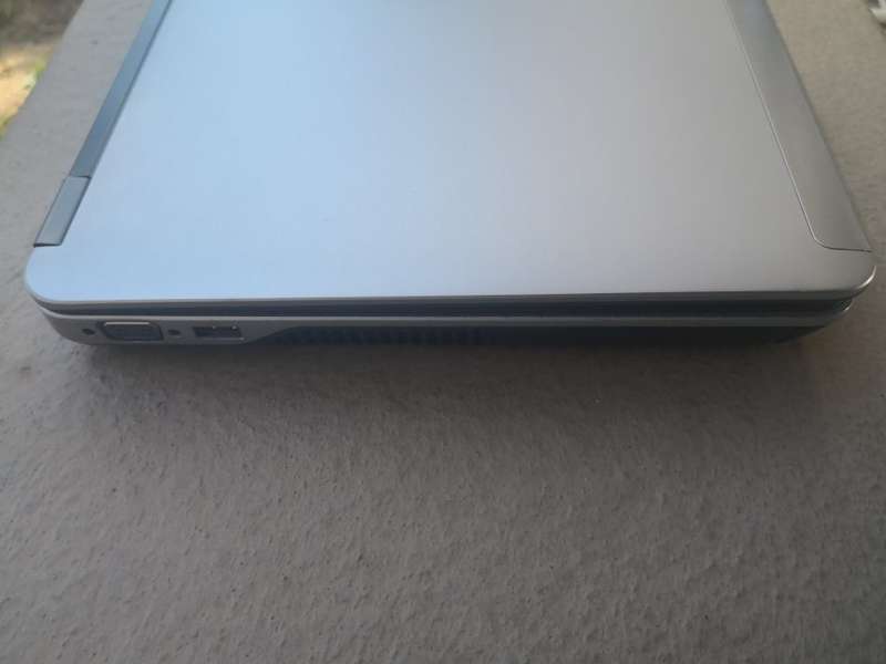DELL LATITUDE E6440 4TH GENERATION CORE i7/14" SCREEN/ 8GB RAM/500GB SSHD/WIN 10 PRO
