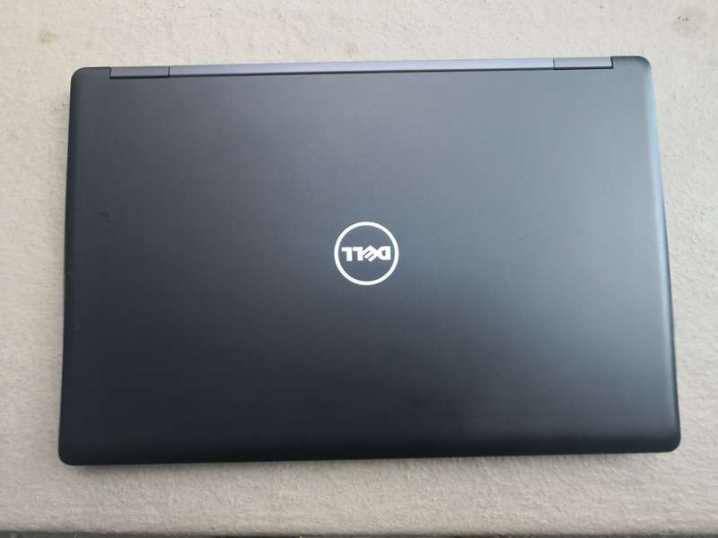 DELL LATITUDE E5580 6TH GEN CORE I5-6300U/15.6 FULL-HD" SCREEN/ 8GB RAM/256SSD/WINDOWS 10 PRO