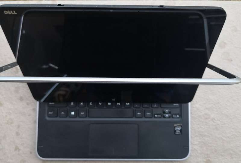 DELL XPS 12 9Q33 4TH GEN CORE I7-4500U/12" FULL-HD TOUCHSCREEN SCREEN/ 8GB RAM/128GB SSD/WINDOWS 8.1