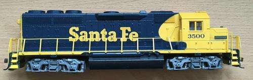 EMD GP40 DIESEL - DCC FITTED