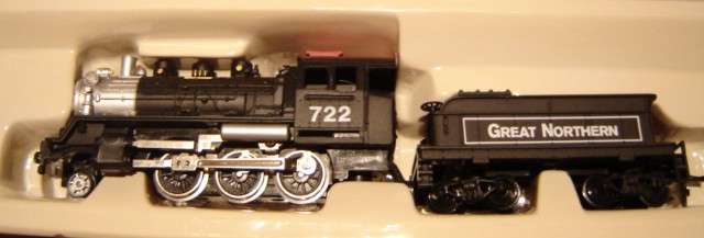 Model Power HO Scale Loco ATSF with tender