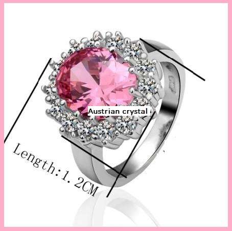 BEYOND STUNNING!!!! 18K PLATINUM PLATED RING WITH AUSTRIAN CRYSTALS