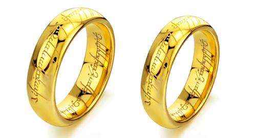 POSTAGE R55.00**** LORD OF THE RING LOOK A LIKE 18K GOLD PLATED COUPLES RINGS WORTH R550.00