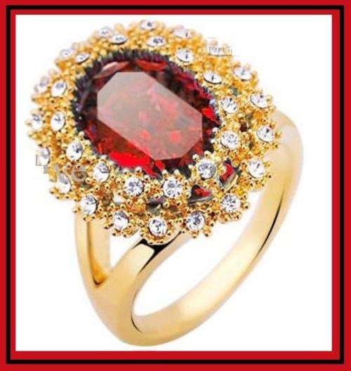 POSTAGE R55.00***BEYOND STUNNING!!!! GOLD PLATED RING ( Ring size 6)