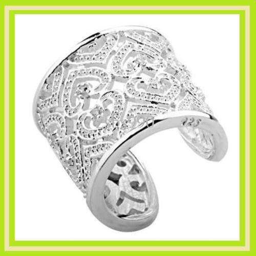 ***FREE SHIPPING***STUNNING 925 STAMPED SILVER PLATED RING***R350 VALUE***