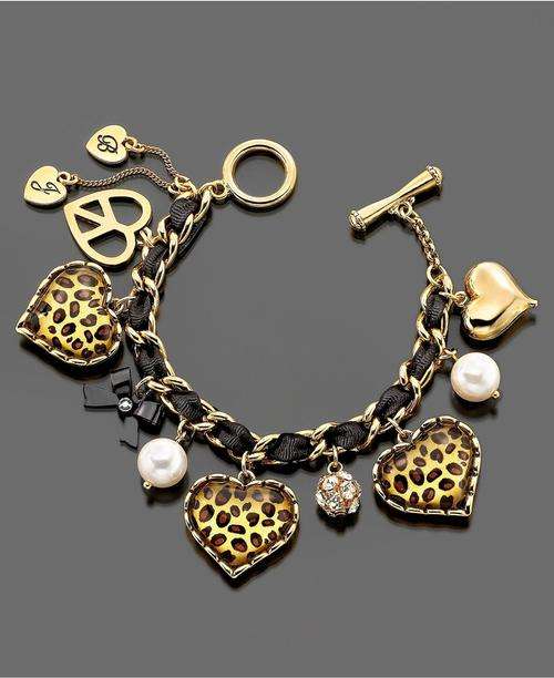 Stunning Designer inspired Betsey Johnson Leopard heart and pearl bracelet