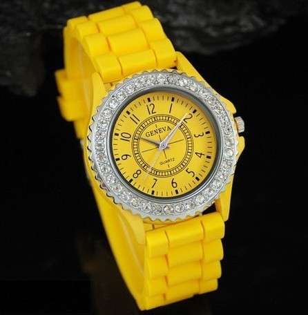 POSTAGE ONLY R35.00 ***GENEVA RHINESTONE SILICONE WATCH***