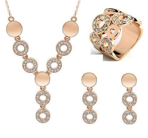 POSTAGE ONLY R35.00***AUCTION CLOSING EARLY***GOLD PLATED JEWELLERY SET***TWO COLOURS AVAILABLE
