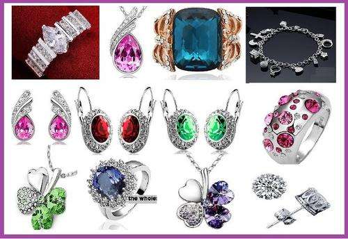 BULK LOT OF 12 JEWELLERY PIECES (IN STOCK WILL BE SENT WITHIN 24 HOURS AFTER PAYMENT REFLECTS)