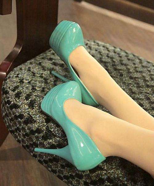 Stylish Elegant Patent Super High Heel - 4 Color