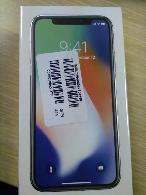 Apple Iphone X - 256GB - Color Silver ( NO reserve)