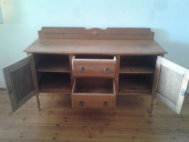 ANTIQUE SIDEBOARD STUNNING - COLLECTION ROODEPOORT
