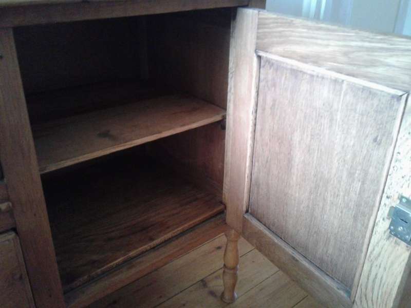 ANTIQUE SIDEBOARD STUNNING - COLLECTION ROODEPOORT