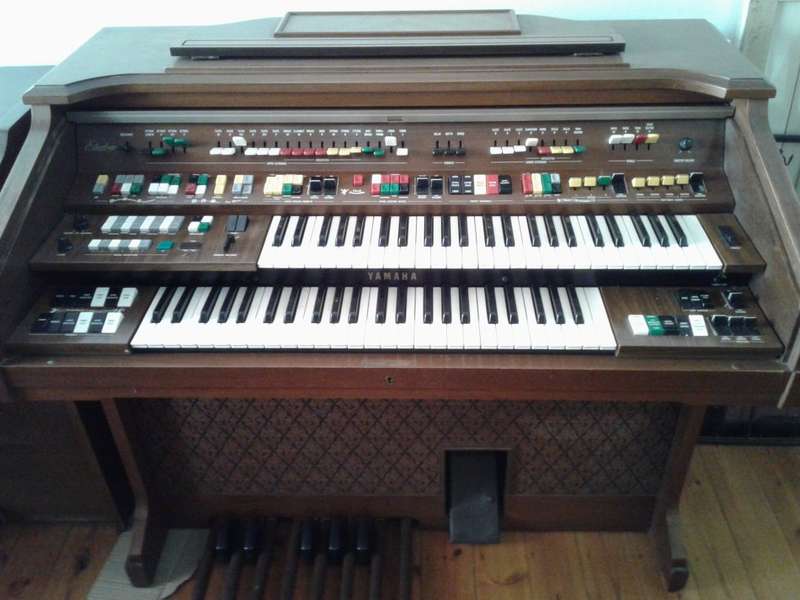 YAMAHA ORGAN ELECTONE ORGAN D-65 - COLLECTION ROODEPOORT