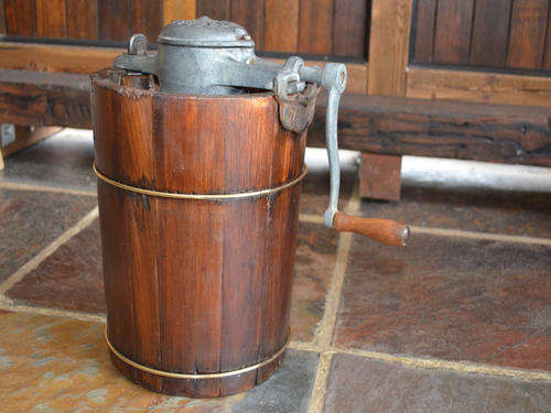 Vintage Ice Cream Maker - Gorgeous piece