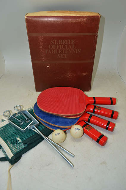 St Brite Official Table Tennis set in original box. Orthodox style
