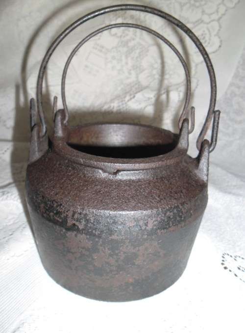 Vintage cast iron double glue pot from the Cannon Foundry Deepfields