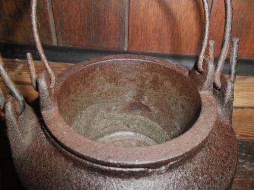 Vintage cast iron double glue pot from the Cannon Foundry Deepfields