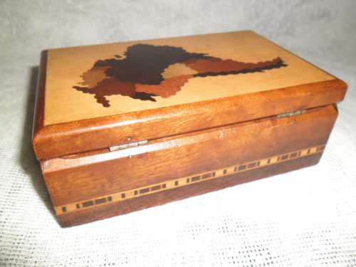 Vintage treen box with inlay of South America