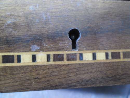 Vintage treen box with inlay of South America