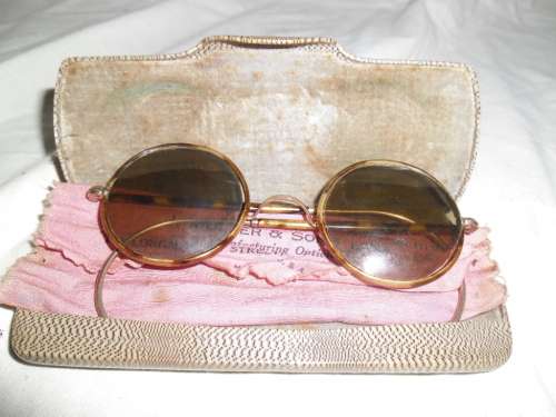 Vintage John Lennon-style sunglasses' frames