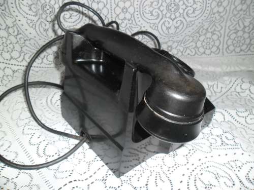 1930's Bakelite Siemens Brothers rotary dial telephone. Patent 328926.