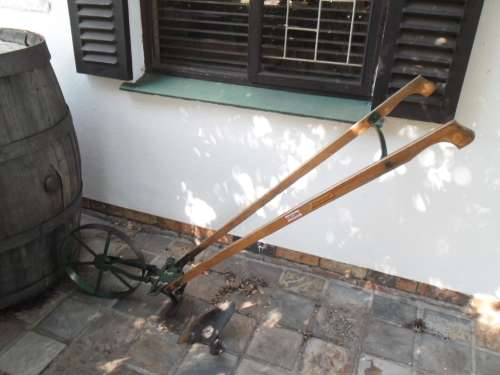 Vintage "Senior"  hand plough. Stunning original decor piece