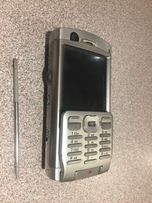 Sony Eriscsson P990i Smartphone VERY RARE collectible