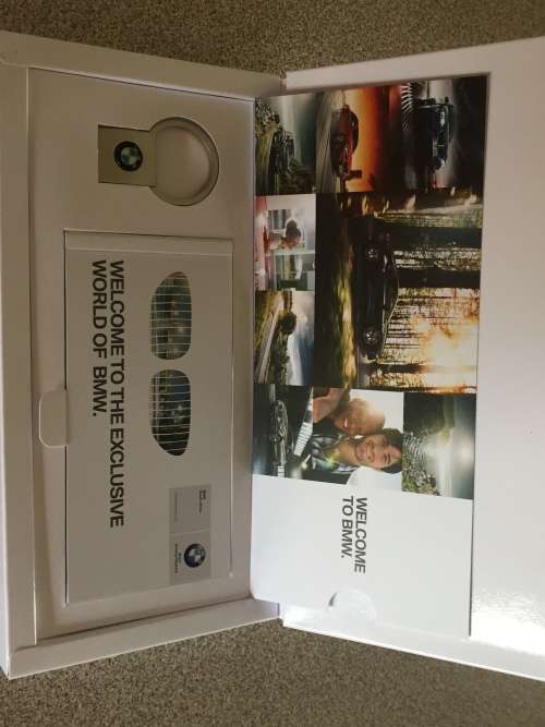 BMW Keyring - Welcome to BMW set in box