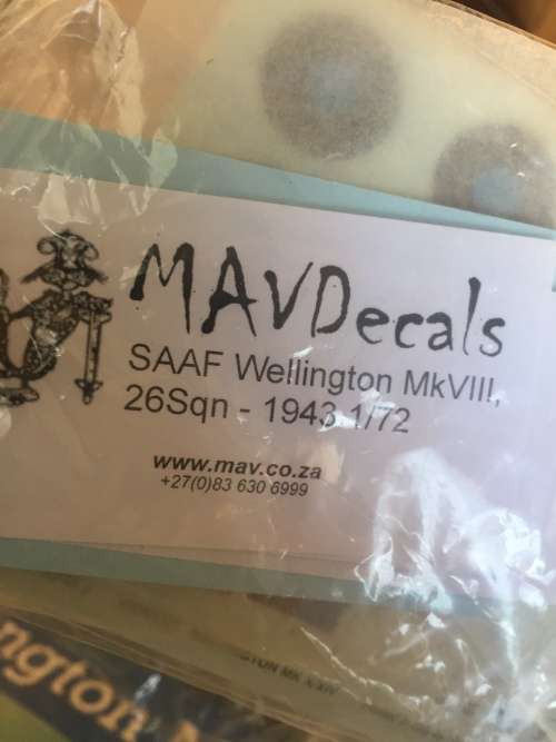 SAAF WW2 Vickers Wellington Bomber Revell 1:72 scale model kit