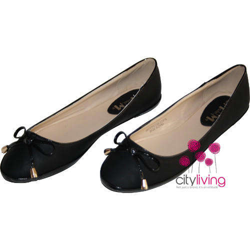 Model.Me Gold Toe Cap Pump - Size 4