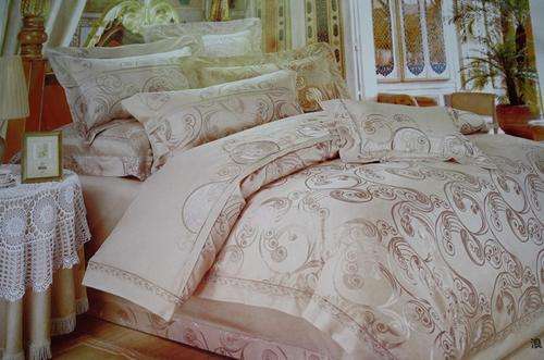 4PCE EMBOSED VICTORIAN DUVET COVER SETS - QUEEN BED SIZE