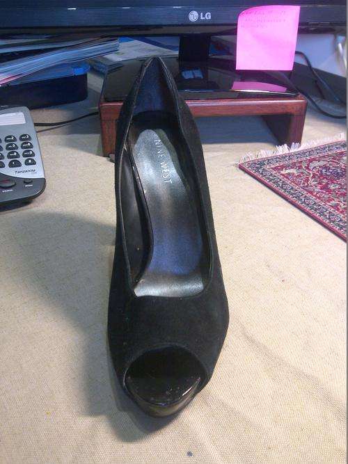 Ladies Nine West Size 6 Heels